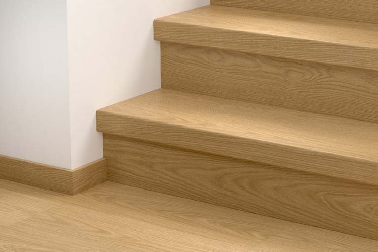 Couvre-marche Quick-step vinyle Small plank Chêne pain dépices