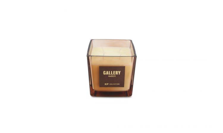 Bougie parfumée Gallery Amber 550 g