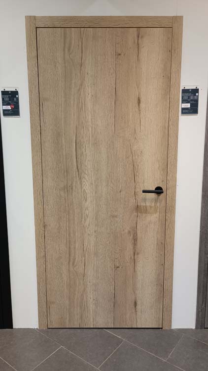 Bloc-porte fini invis.flat âme tubulaire 73cm realw oak 201.5cm droite