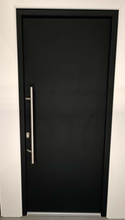 Porte extérieure pvc avec finition alu Lepo noir sur mesure G