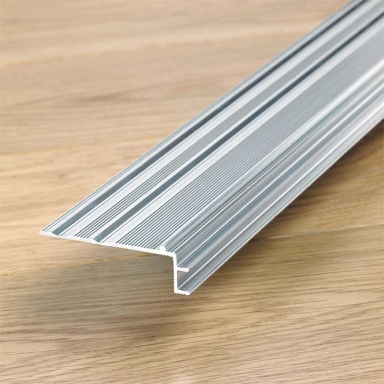 Profilé Incizo Quick-step pour escaliers 17 x 71 x 2150 mm