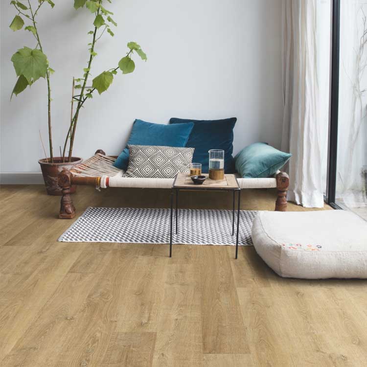 Échantillon Quick-Step Eligna Chêne Riva naturel