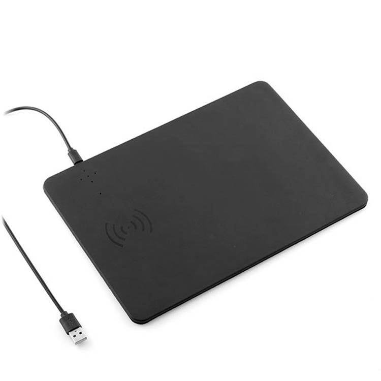 Tapis de souris aspect cuir noir avec chargeur sans fil