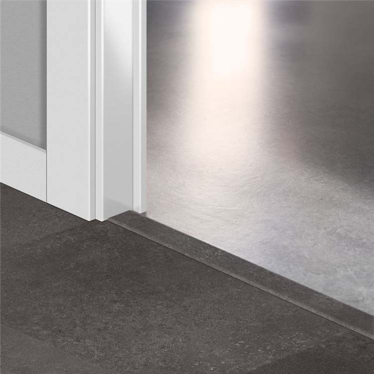 Profilé Incizo Quick-Step Roche volcanique 8 x 45 x 2000 mm