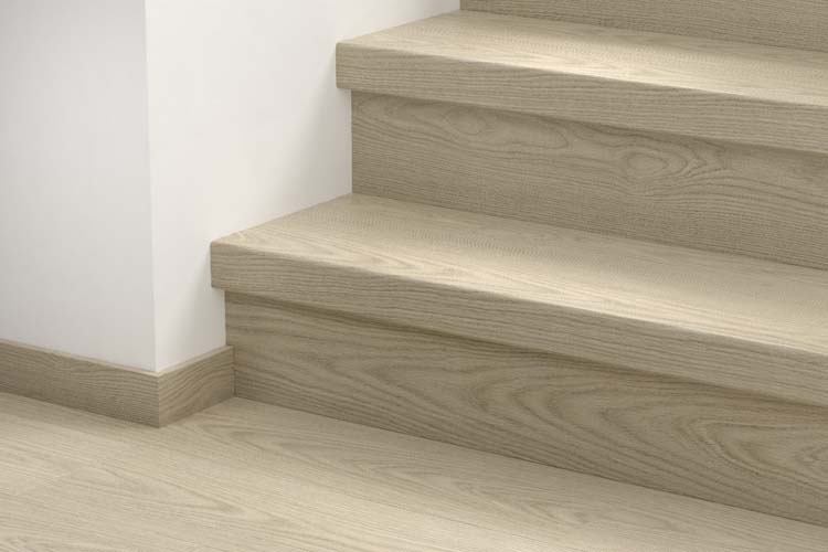 Couvre-marche Quick-step vinyle Small plank Chêne chia