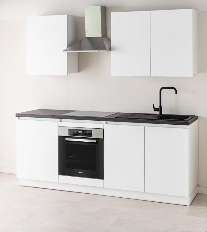 Keuken Plenti 220 cm - oven onder - met toestellen - wit