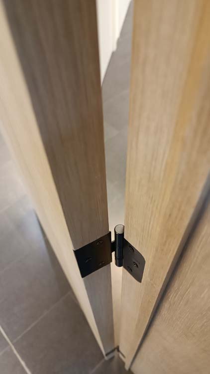 Complete deur Belves eik planken honingraat 73x201.5cm+kast 16.5cm