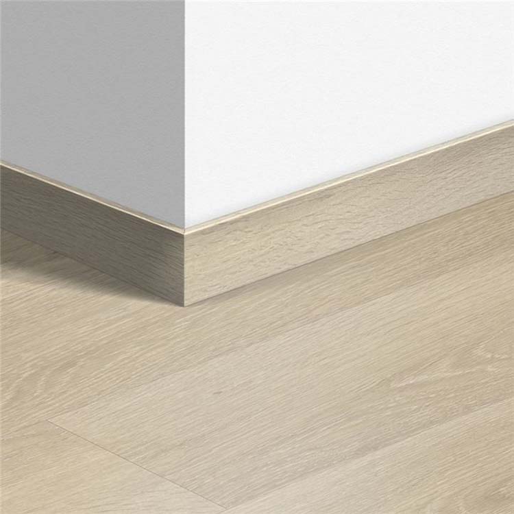 Plinthe Standard Quick-Step Chêne brise marine beige 58 x 12 x 2400 mm