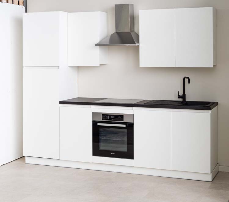 Keuken Plenti 270 cm - oven onder - met toestellen - wit
