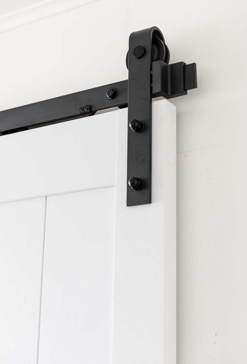 Porte coulissante Barn Tito blanc + rail noir robust 914 x 2134mm