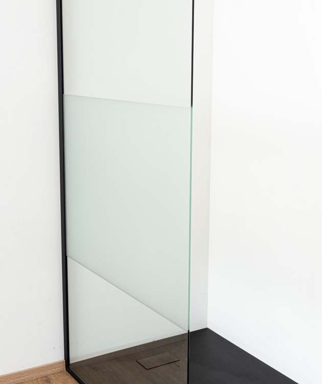 Inloopdouche Anais 137 x 200 cm verzuurd glas - zwart
