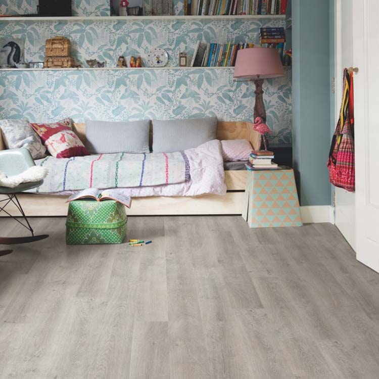 Sol stratifié Quick-Step Eligna 8mm - Chêne Venise gris