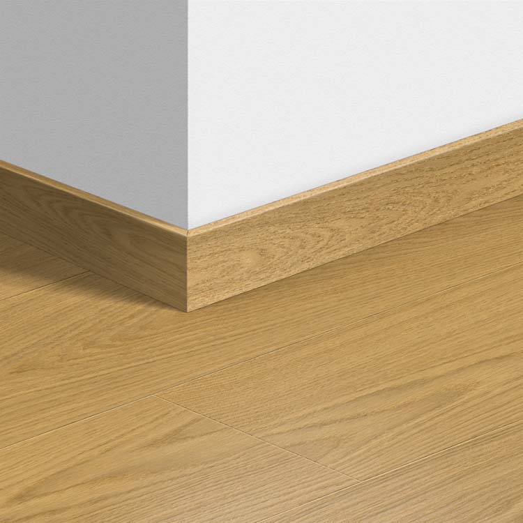 Plinthe standard Quick-Step 58 x 12 x 2400 mm Chêne verni naturel