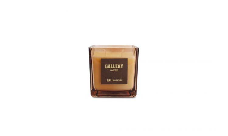 Bougie parfumée Gallery Amber 550 g