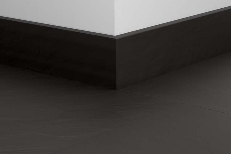 Plinthe parquet Quick-Step 14 x 77 x 2400 mm Ardoise noire